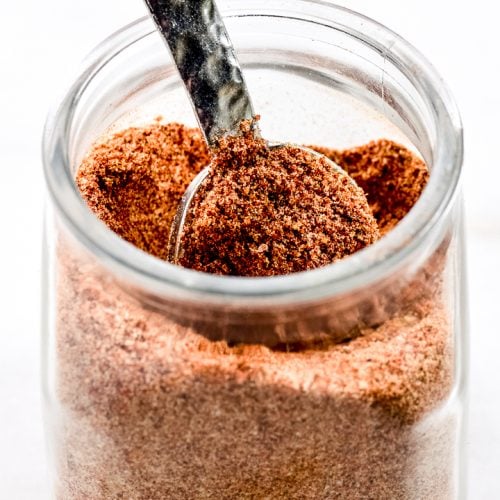 Homemade Taco Seasoning Recipe - This easy homemade taco seasoning mix is made with just five ingredients and with no preservatives! Great for tacos, fajitas, and so much more!ย // addapinch.com